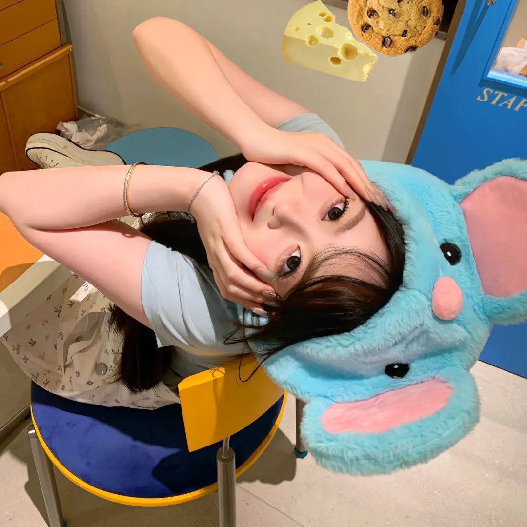 重生后师兄带仔宠我上天